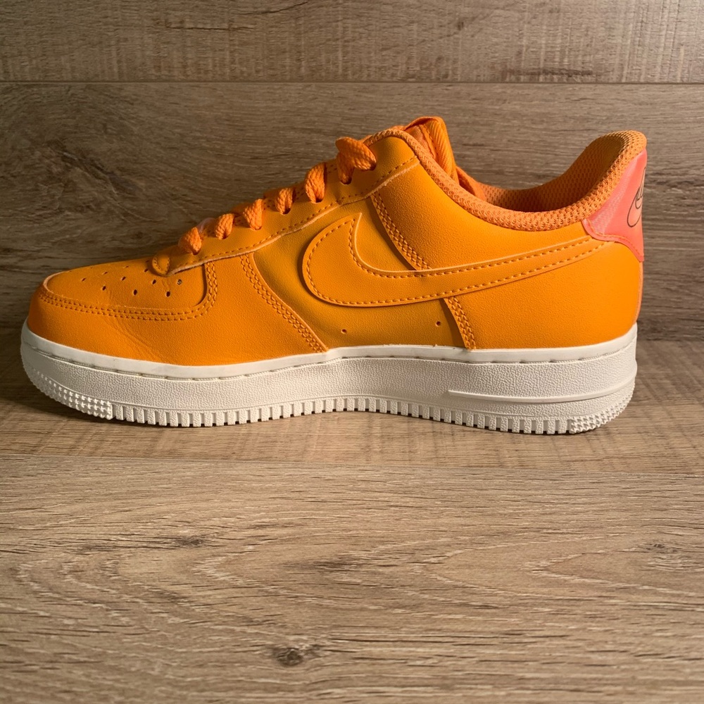 Womens Air Force 1 ‘07 Essentials ‘Orange Peel’ - Picture 3 of 6